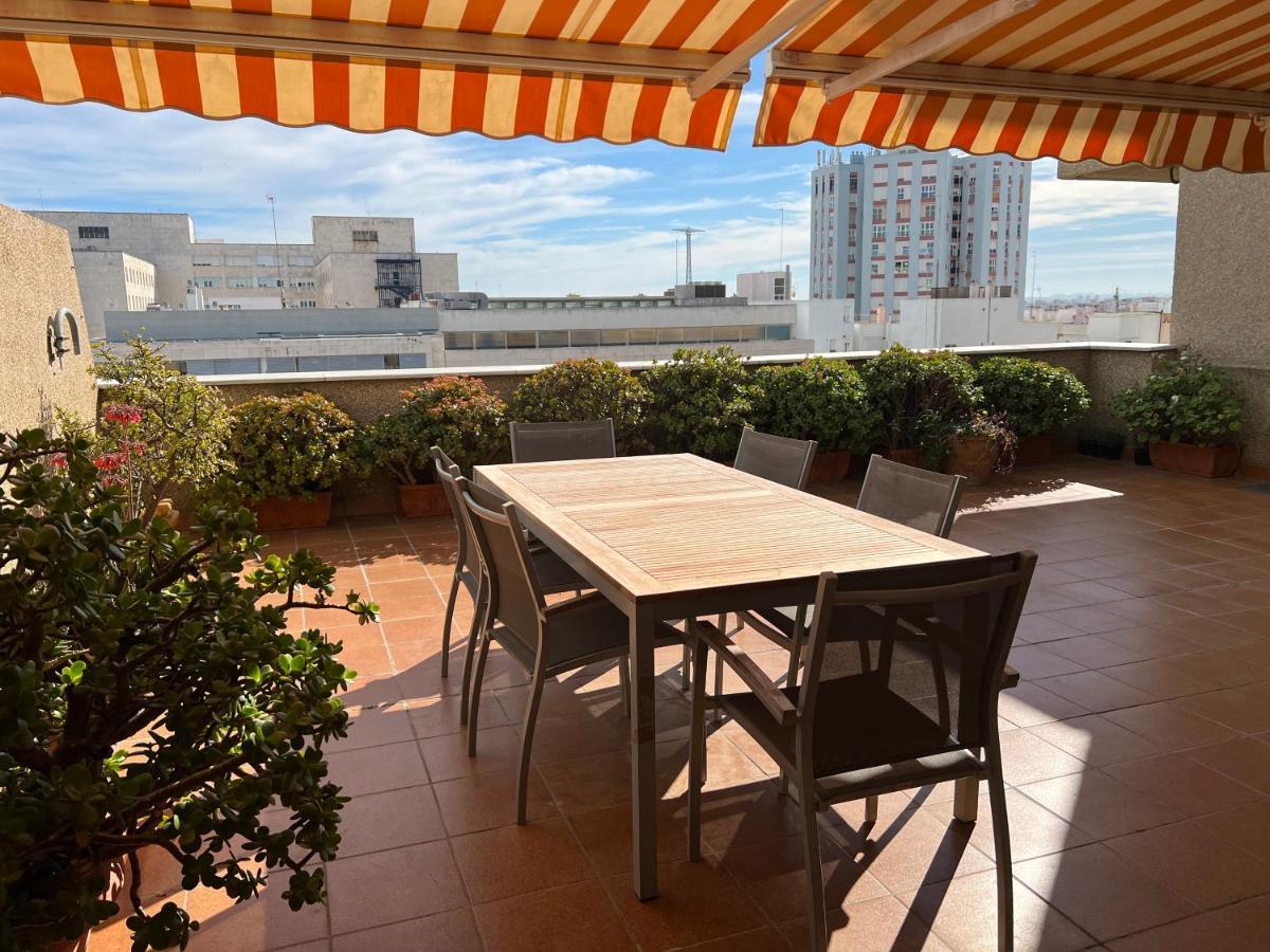 Appartement Atico Primera Linea De Playa. Cádiz